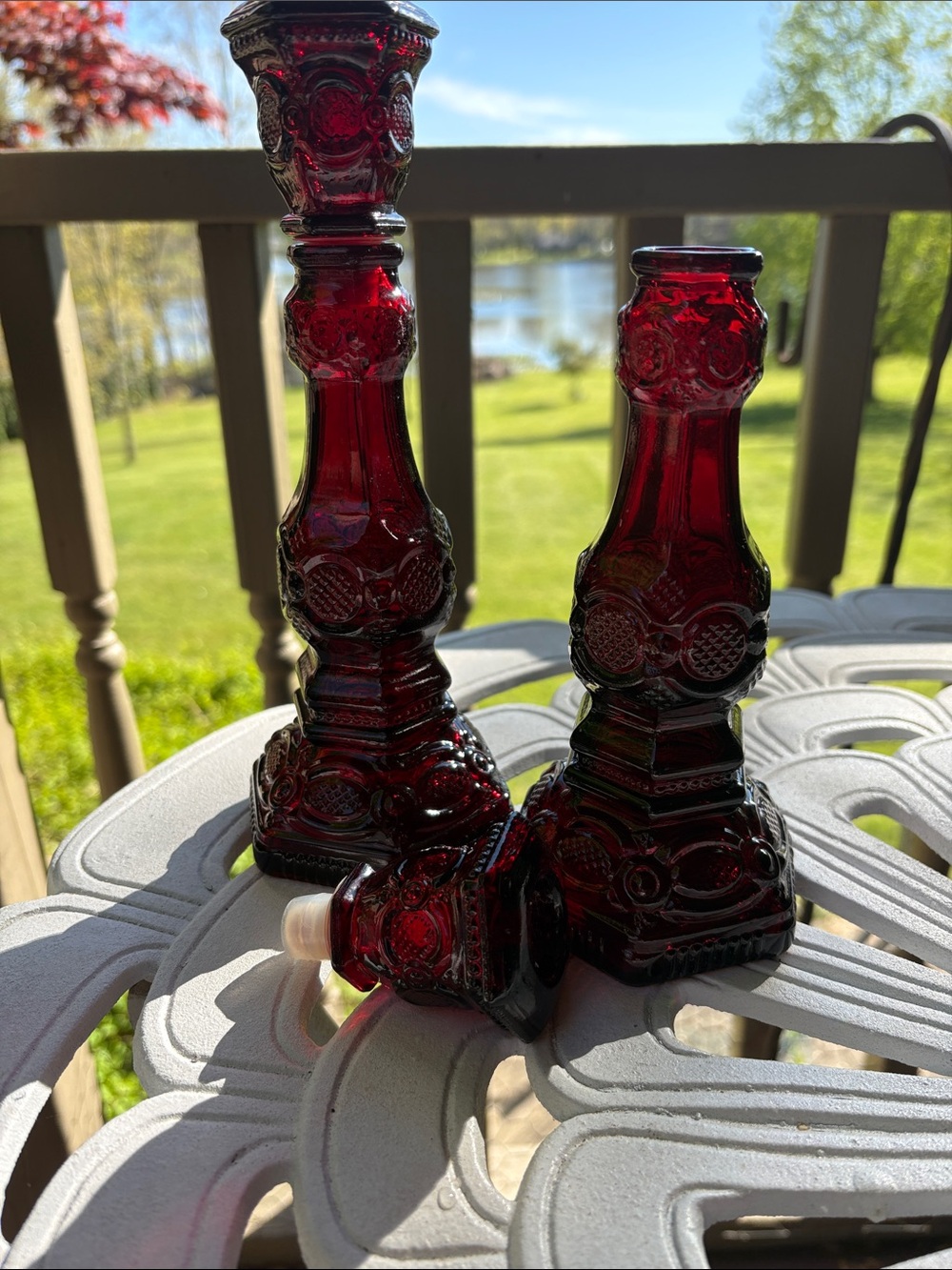 Avon Cape Cod Vintage-Style Ruby Red Glass Candlesticks holders set. - Picture 7 of 7
